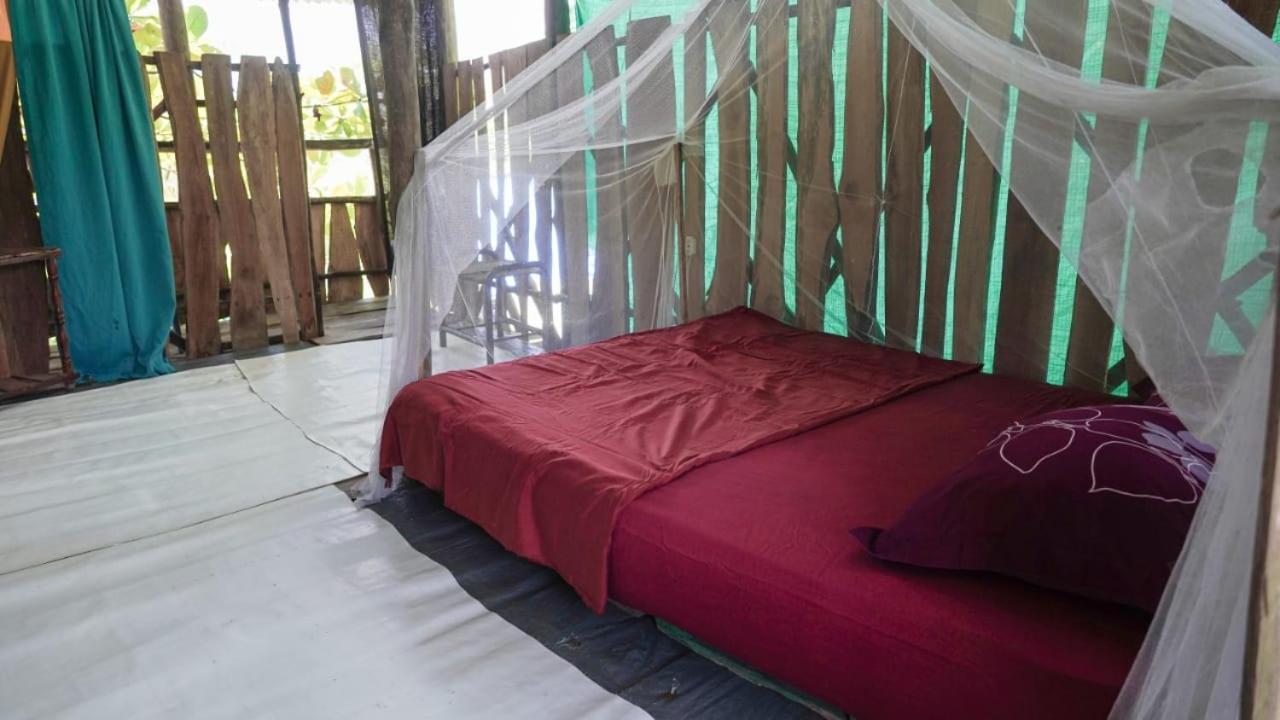 Miguel Surf Camp Hotel Quepos Eksteriør billede
